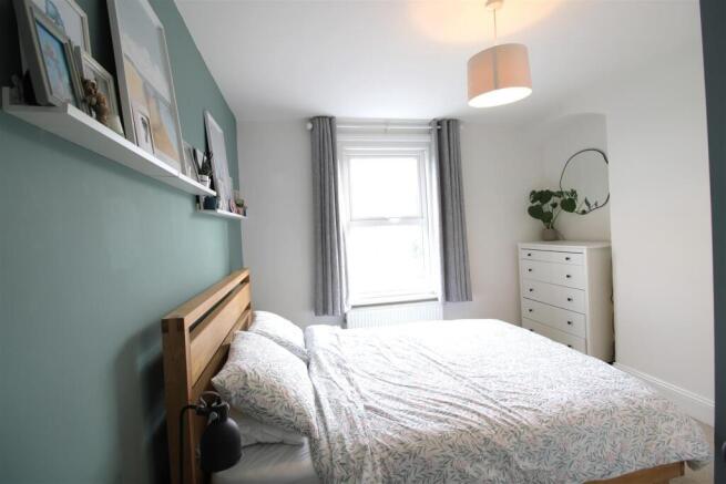 bed1.JPG