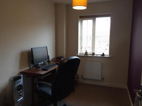 Photo 10