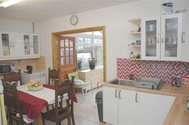KITCHEN/DINER