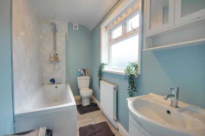 2 bed Terraced for sale Image 9