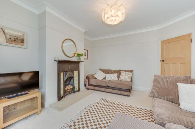 3 bed Semi-Detached for sale Image 11