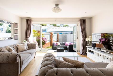 Chantry Mews, Albert Road North, Reigate