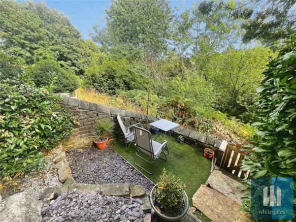 2 bed Terraced for sale Image 8