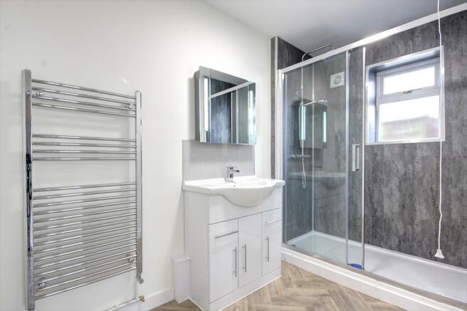 Shower Room.jpg