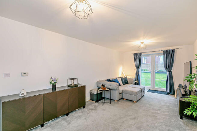 4 bed Detached for sale Image 5