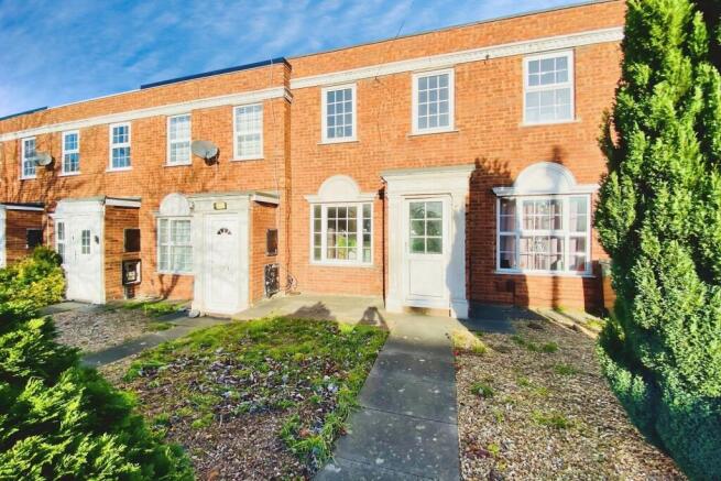 2-bed terraced on Wolsey Way, Syston, LE7, £199,950