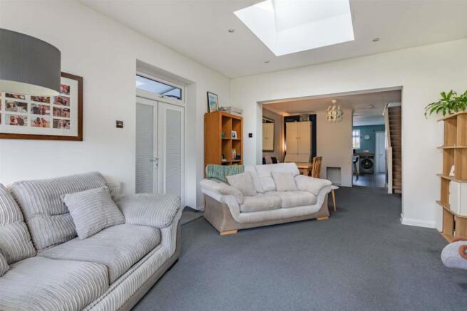 8484006-interior08-800.jpg