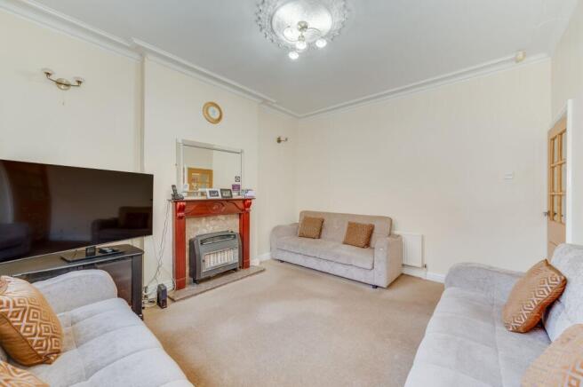 KITCHEN/DINER AND LOUNGE