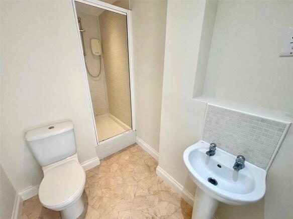 2 bed Flat for sale Image 9