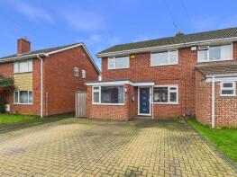 9, Goldsborough Close, Gloucester GL4 4ST