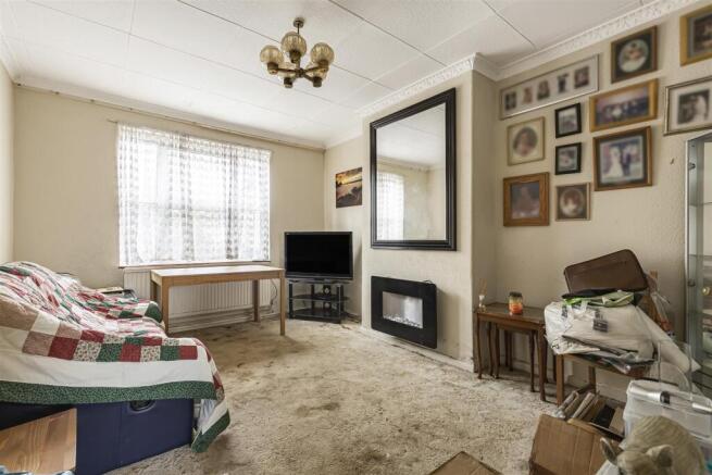 James_anderson-116_huntingfield_road-sw15__11_.JPG