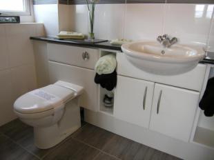 En Suite Example