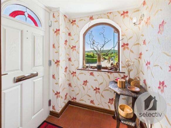 4 bed Detached Bungalow for sale Image 5