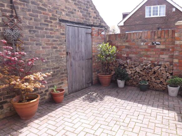 OUTBUILDING