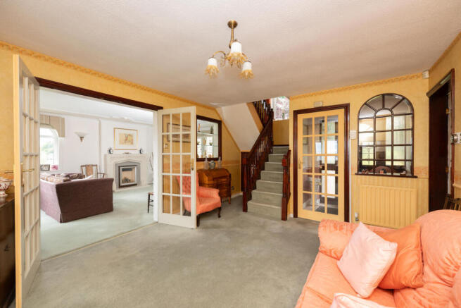 4 bed Detached for sale Image 8