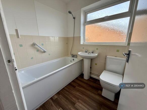 2 bed Bungalow to rent Image 7