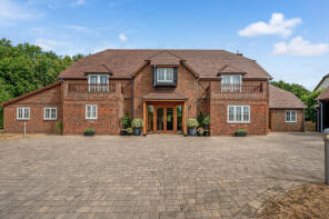 5 Zenith House, Cawtes Reach, Warsash, Southampton SO31 9EA