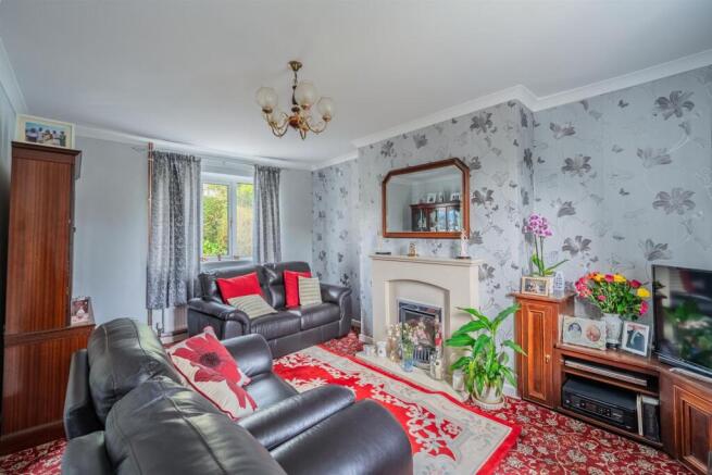 33 Hawthorn Road-10.jpg