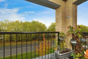 11, Smiths House, Smiths Lane, Swindon SN3 3FX