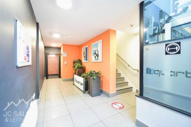 1 bed Flat for sale Image 9