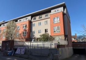 Flat 4, 50 San House, Bradstock Road, Hackney, London E9 5DL