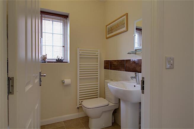 Bathroom (Family Bathroom)