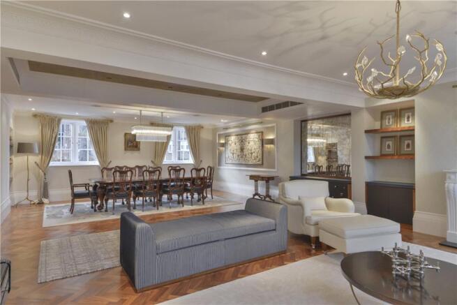 Reception Room W8