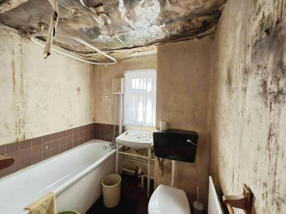 230 St. Georges Road, Stoke, Coventry, West Sussex CV1 2DF photo 4