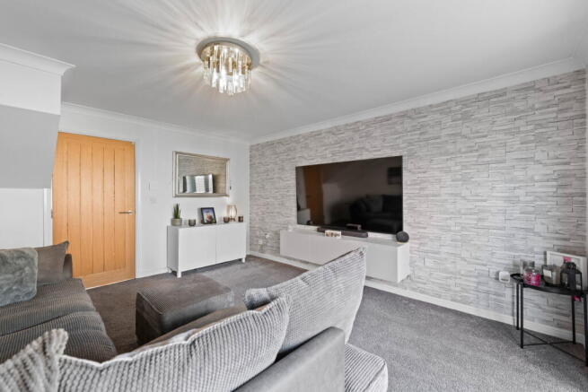 3 bed Town House for sale Image 7