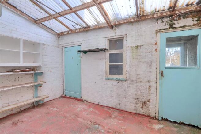 2 bed Terraced for sale Image 9
