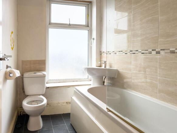 1 bed Terraced for sale Image 6