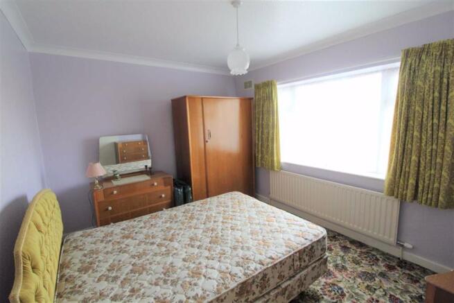 Bedroom 2nd angle