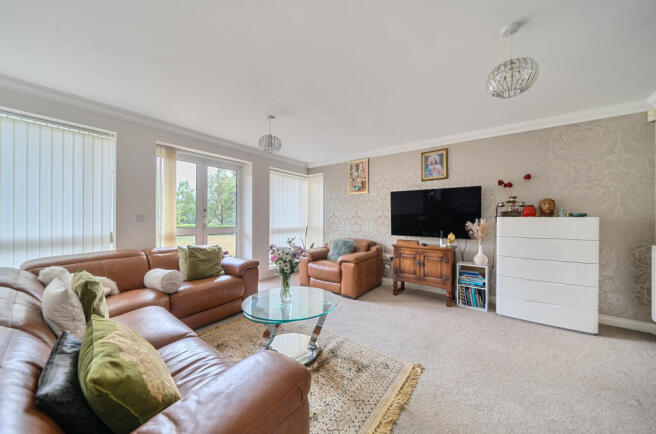 1305344-13-684073...