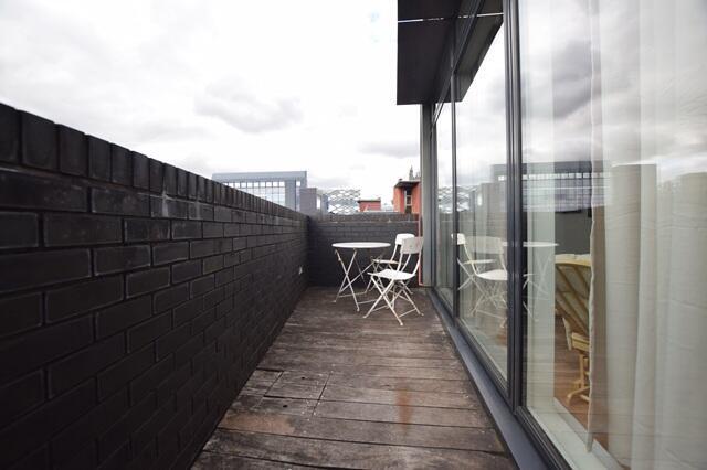 2 bed Apartment to rent Image 9