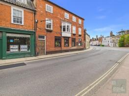 Studio Flat Second Floor, 5, Earsham Street, Bungay NR35 1AE