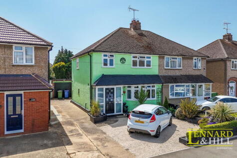 Whitmore Avenue, Stifford Clays, Grays, RM16 2HT