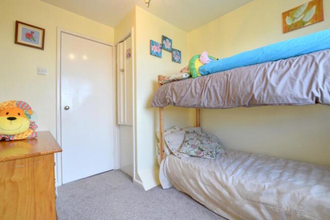 Bed 4.jpg
