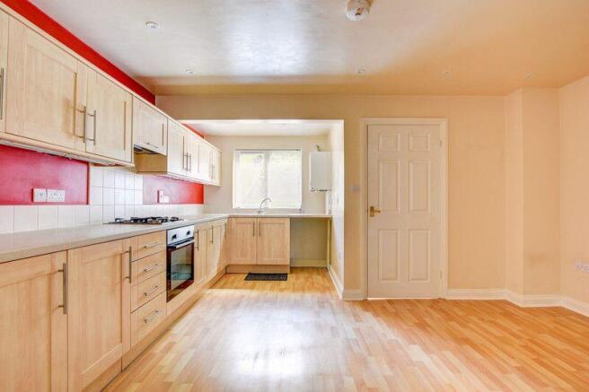 3 bed Terraced for sale Image 5