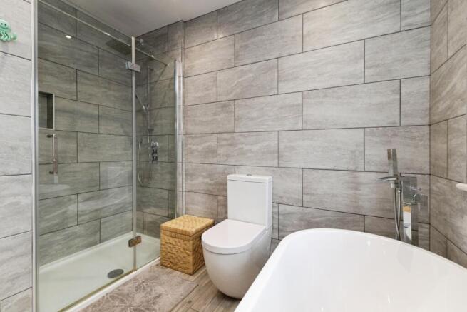 3 bed Semi-Detached for sale Image 10