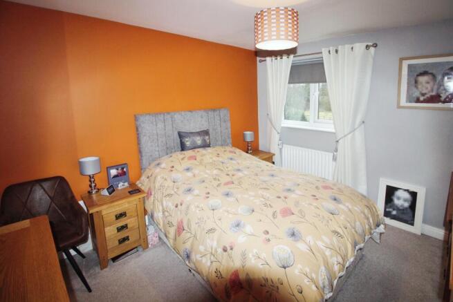 Master bedroom.JPG