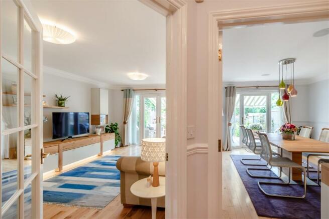8556436-interior19.jpg