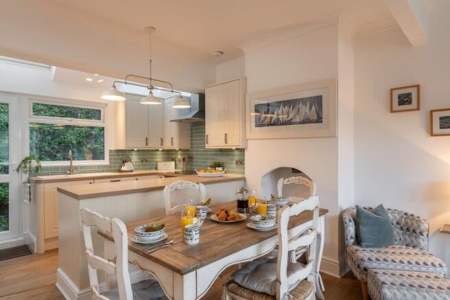 11 Spittis Park, Kingswear_Dining