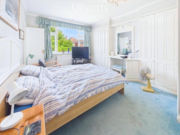 4 bed Detached for sale Image 9