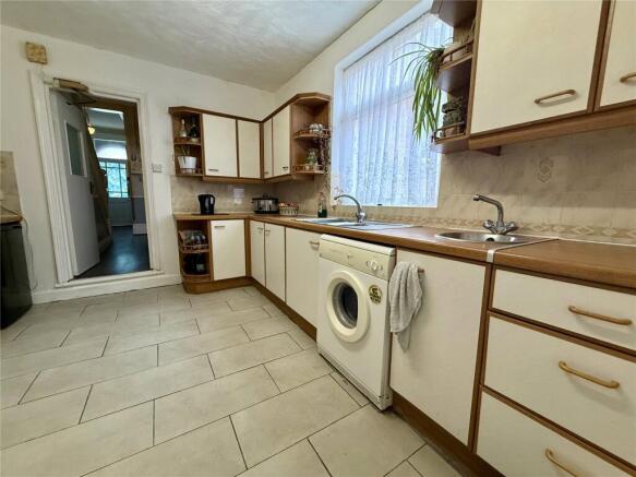 6 bed Terraced for sale Image 6