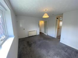 6, Stamford Court, Ashton-under-lyne OL6 6SN