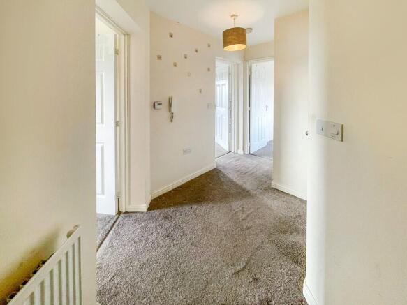 2 bed Apartment for sale Image 12