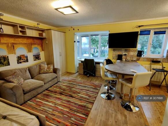 Living Area - View From The Entrance