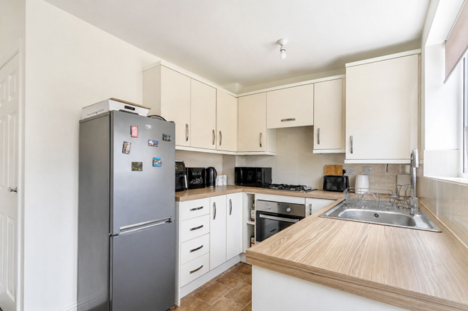 2 bed Semi-Detached for sale Image 5
