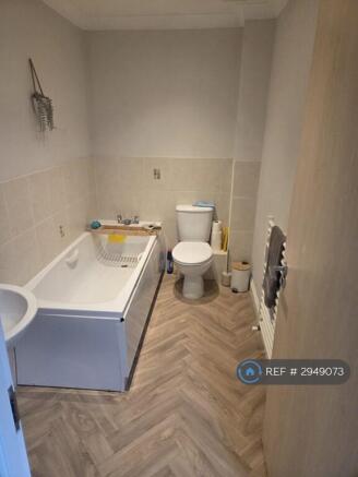 4 bed End of Terrace to rent Image 7