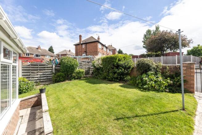 2 bed House for sale Image 12